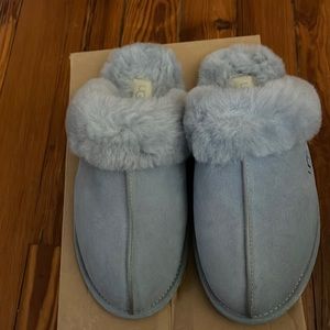 Ugg slipper